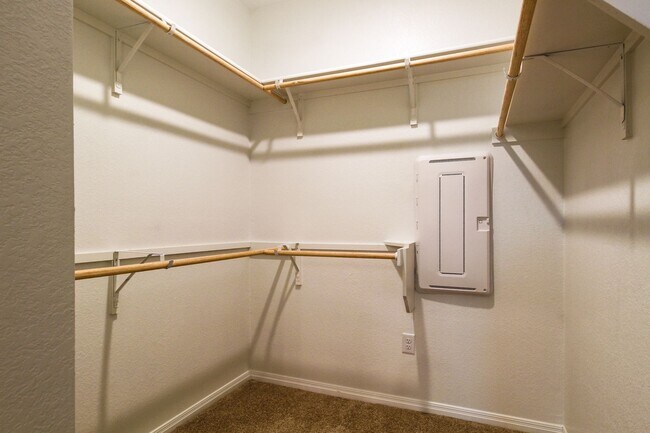 Building Photo - 182 Eagle Mountain Trl1