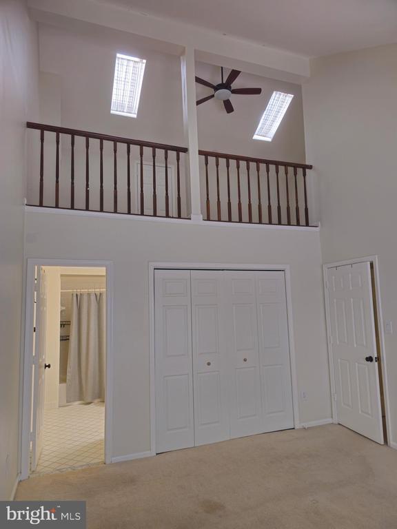 Building Photo - 6565 River Tweed Ln