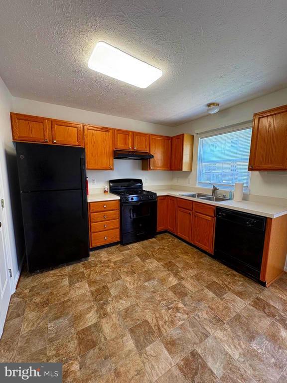Building Photo - 8316 Widgeon Pl