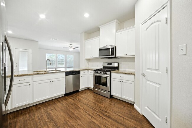 Building Photo - 2429 Opaline Dr