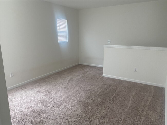 Building Photo - 603 Deborah Ct