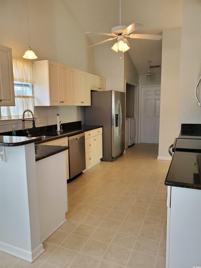 Building Photo - 444 Plover Ln