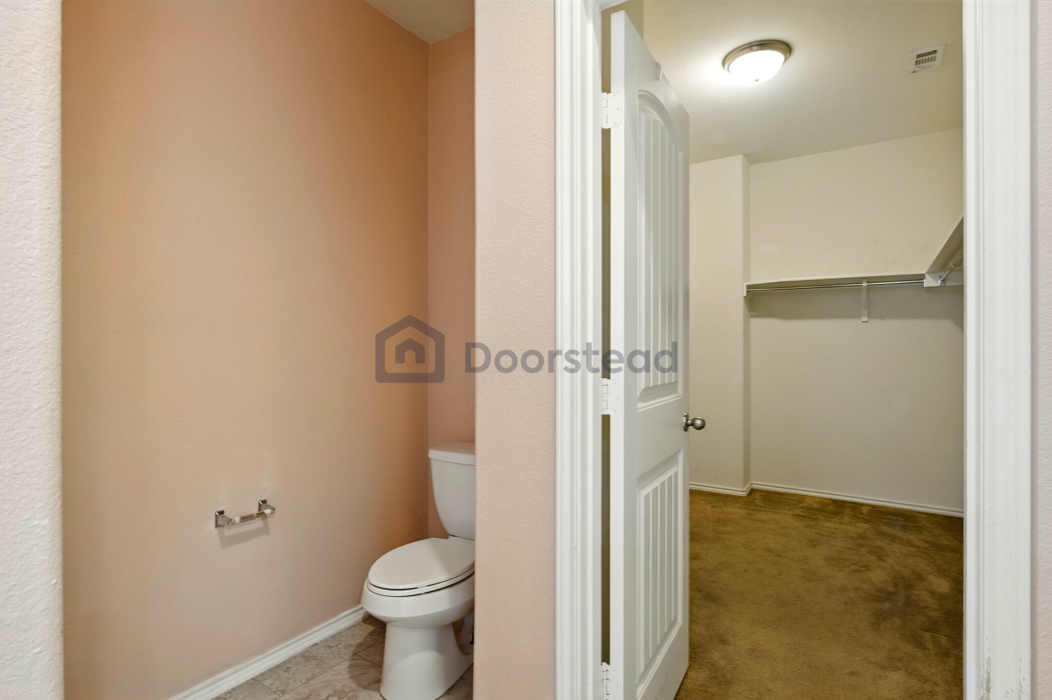 Building Photo - 920 Water Hyacinth Loop