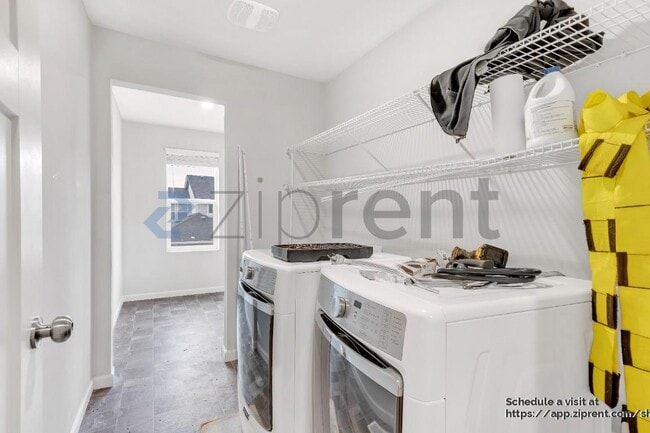 Building Photo - 30970 NW Turel Dr