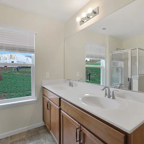 Building Photo - 360 Winding Bluffs Ct