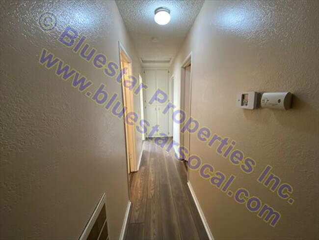 Building Photo - Now Available!!!  Single Story Home, Apple Valley With Large Lot
