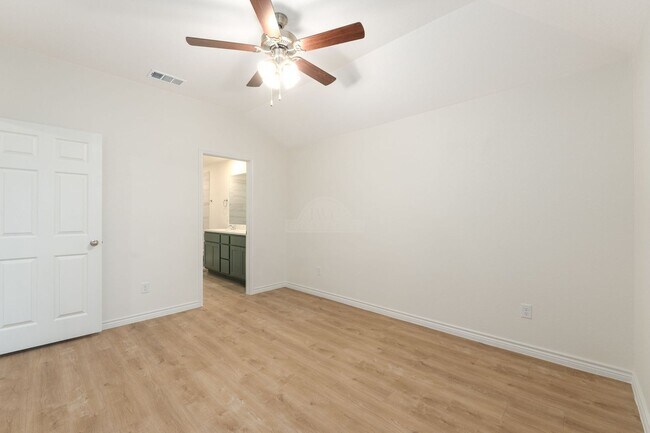 Building Photo - 1604 Pima Trail