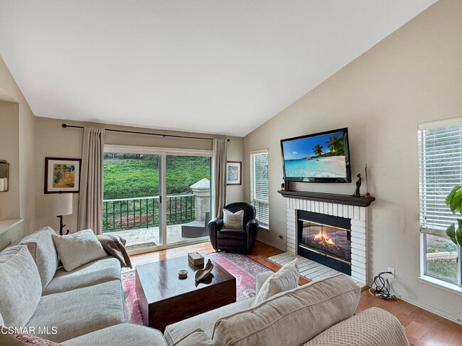 Building Photo - 264 Ridgeton Ln