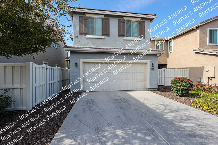 Building Photo - 2264 S Wallrade Ln