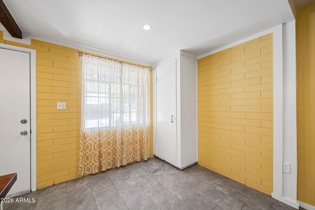 Building Photo - 4019 N 22nd Ave