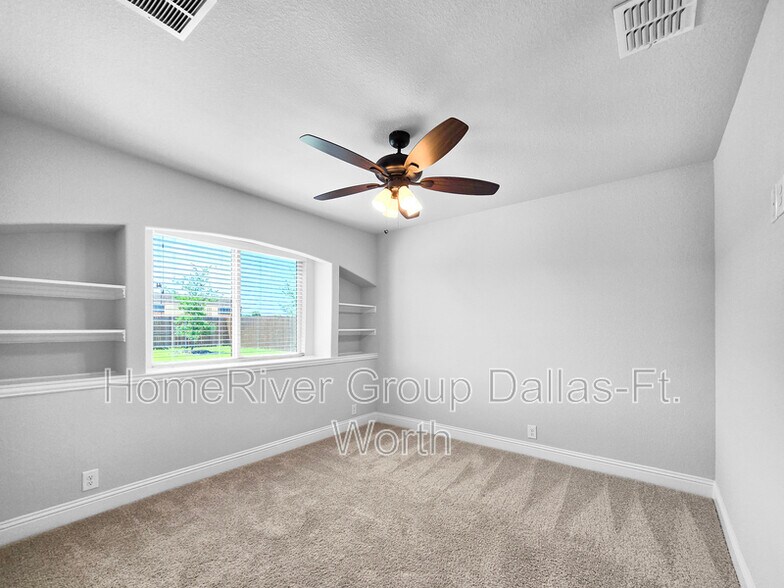 Building Photo - 6317 Dartford Dr
