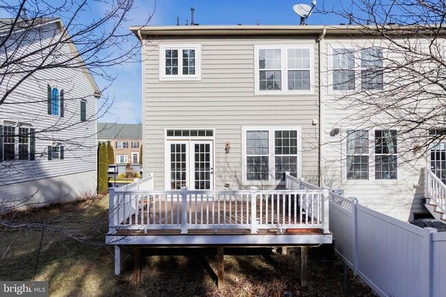 Building Photo - 9733 Braidwood Ter