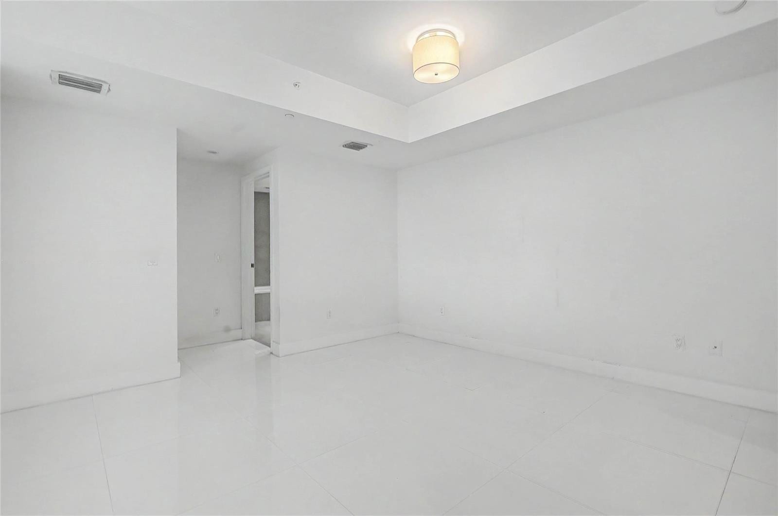 Building Photo - 1080 Brickell Ave