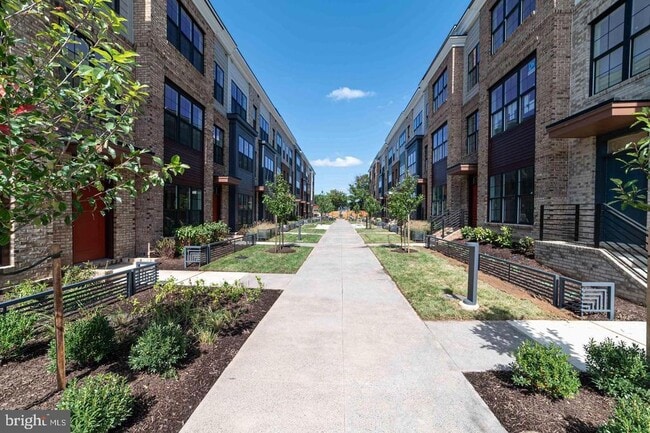 Building Photo - 7306 Blade Dr