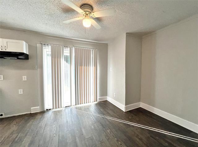 Building Photo - 5301 Mansel Ln