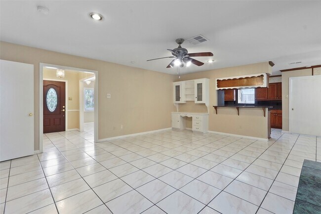 Building Photo - 12303 Barryknoll Ln