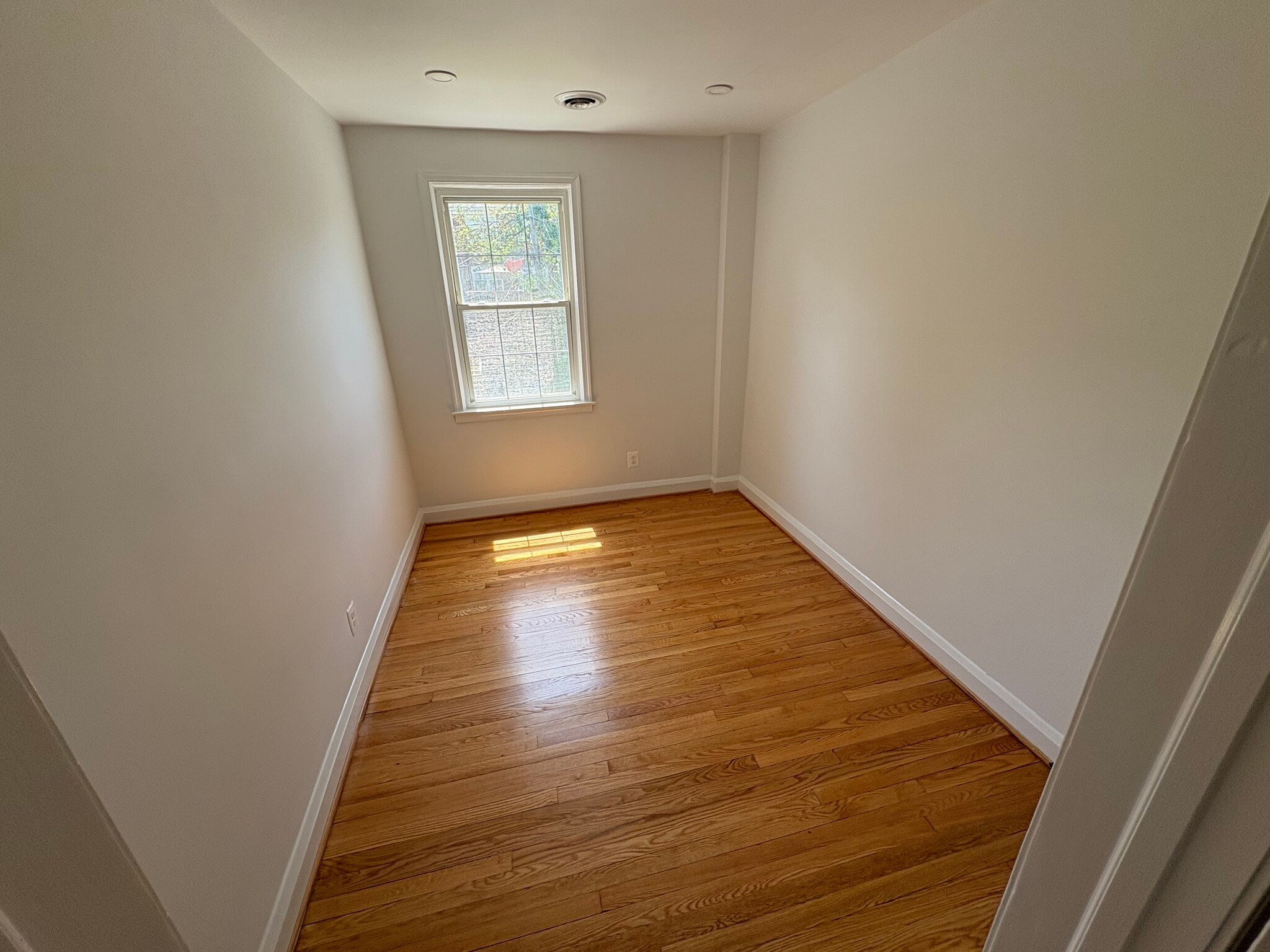 Building Photo - 111 Glen Argyle Rd