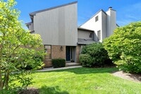 Building Photo - 10 Shelley Pl