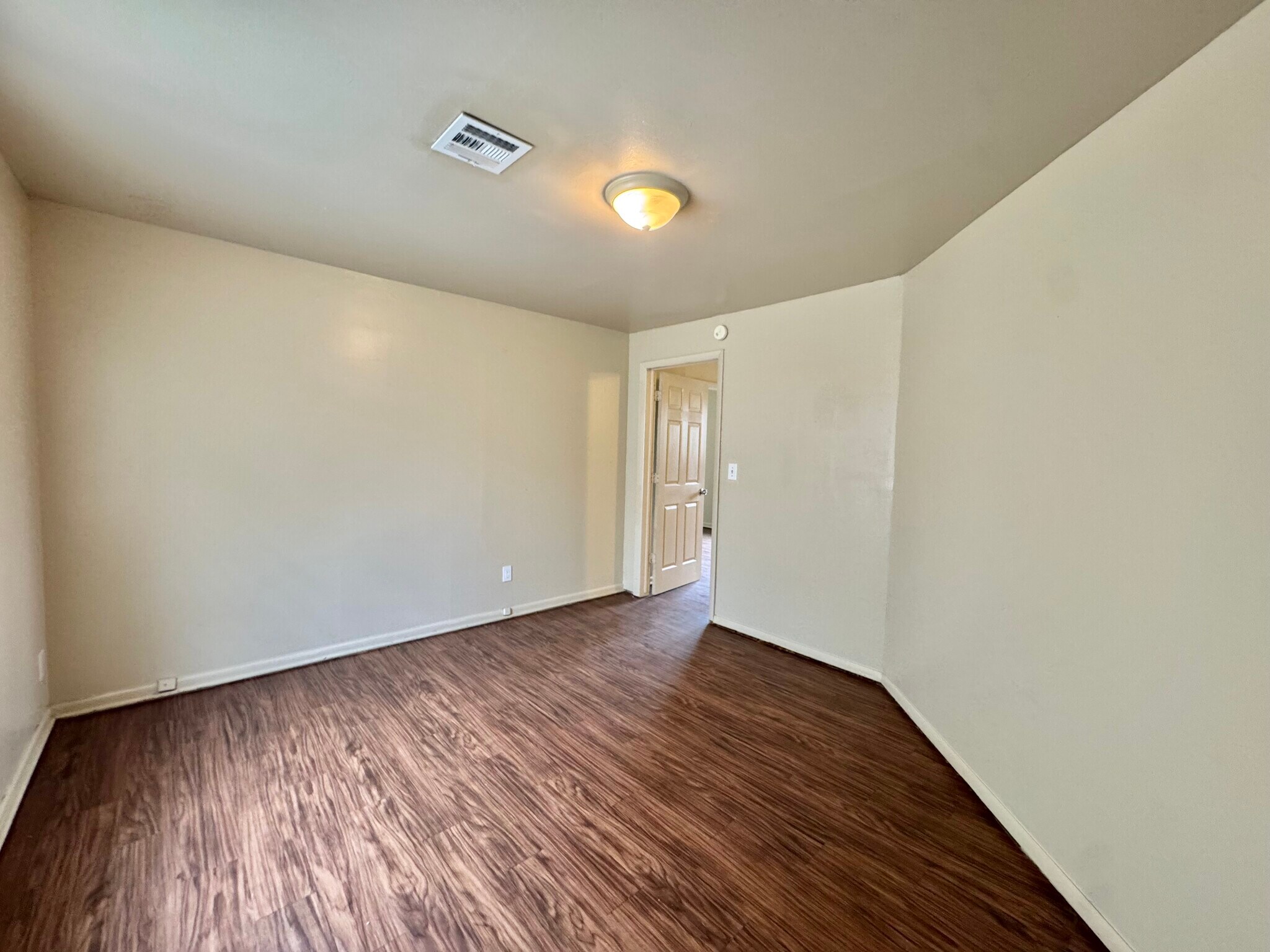 Building Photo - 444 Babb Dr