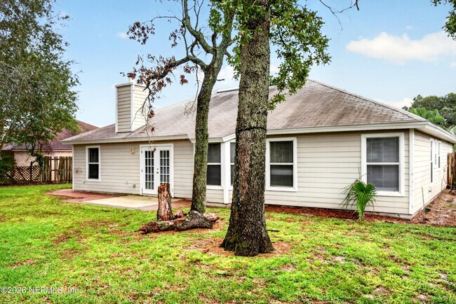 Building Photo - 12949 Chets Creek Dr S