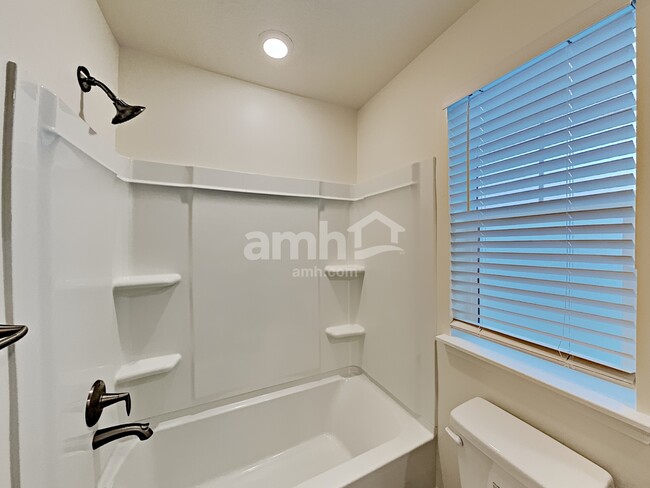 Building Photo - 2430 S Wild Horse Way