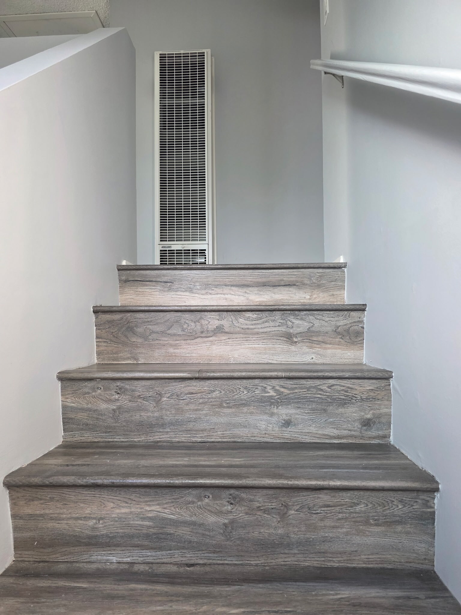 Building Photo - 4126 E 2nd St