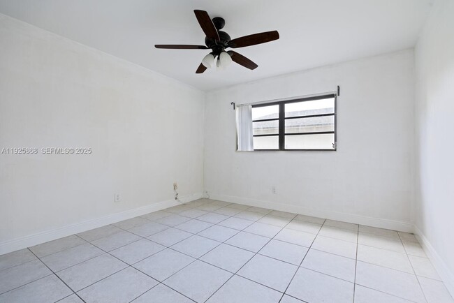 Building Photo - 7860 SW 173rd Terrace