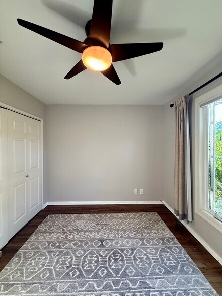 Building Photo - 8000 Westlawn Ave