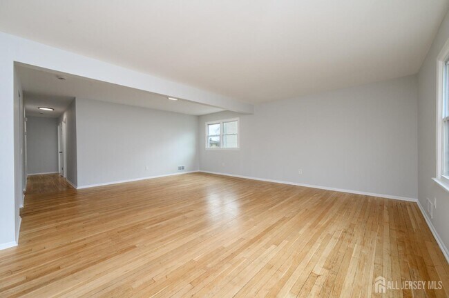 Building Photo - 796 Inman Ave