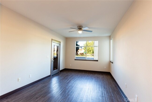 Building Photo - 24585 Town Center Dr