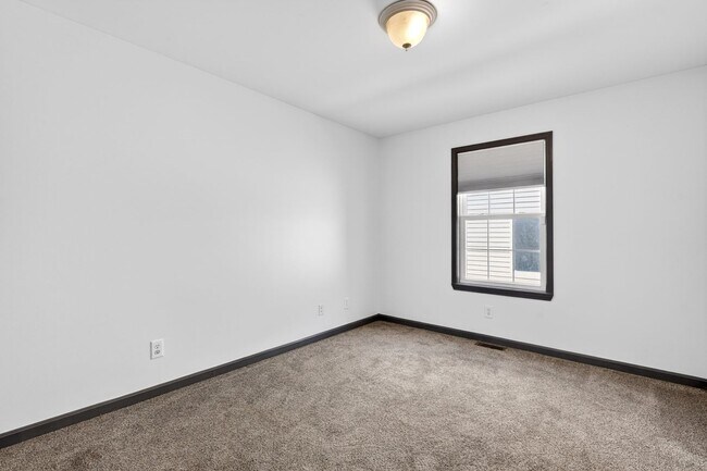 Building Photo - 11304 Cox Ave