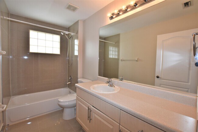 Building Photo - 10395 Little Mustang Way