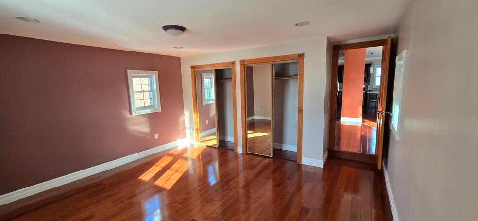 Building Photo - 8522 115th St