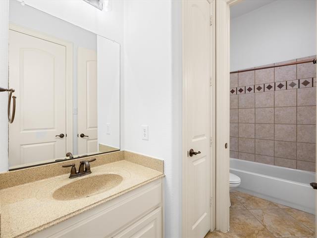 Building Photo - 2229 Alisa Ln