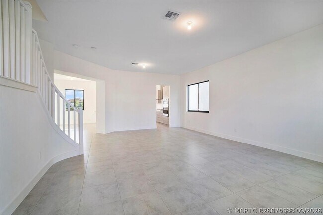 Building Photo - 10870 Oceano Wy