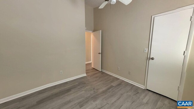 Building Photo - 111 Turtle Creek Rd