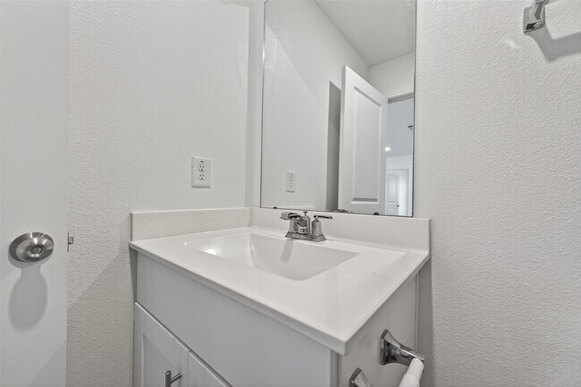 Building Photo - 17803 Pumpkin Vine Dr