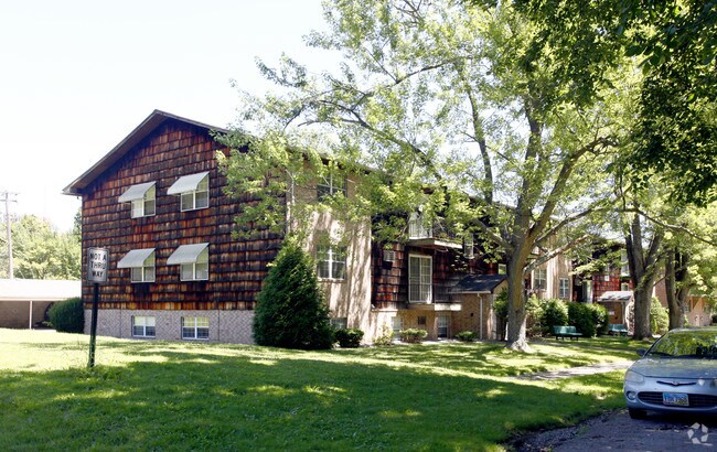 Primary Photo - 2020 Monroe Apartments