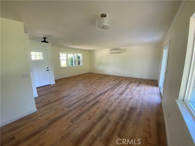 Building Photo - 18844 Deer Hollow Rd