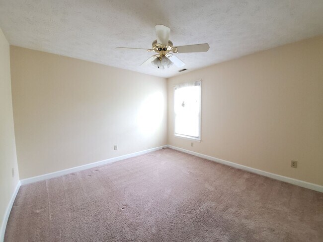 Building Photo - 3508 Gowan Ln