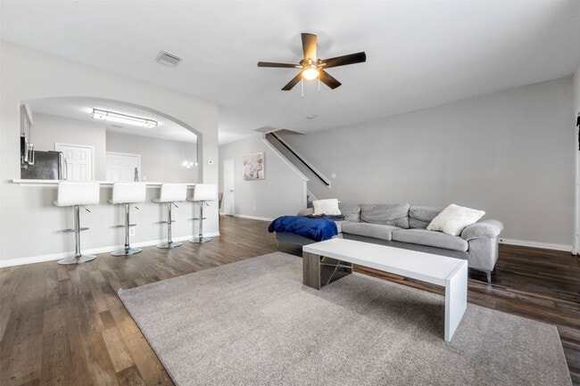 Building Photo - 1413 TX-146