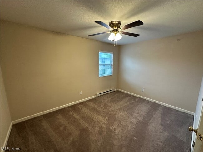 Building Photo - 3649 Indian Run Dr