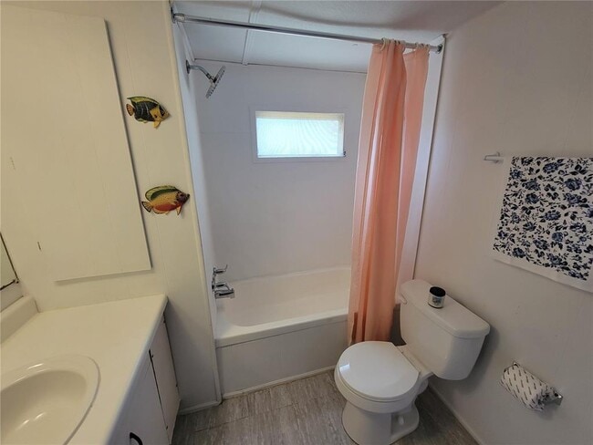 Building Photo - 7513 Highpoint Blvd