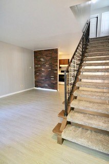 Building Photo - Dorset Apartments