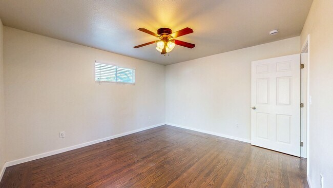Building Photo - 1720 Ditty Ave