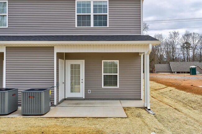 Building Photo - 8083 Bell Campground Rd