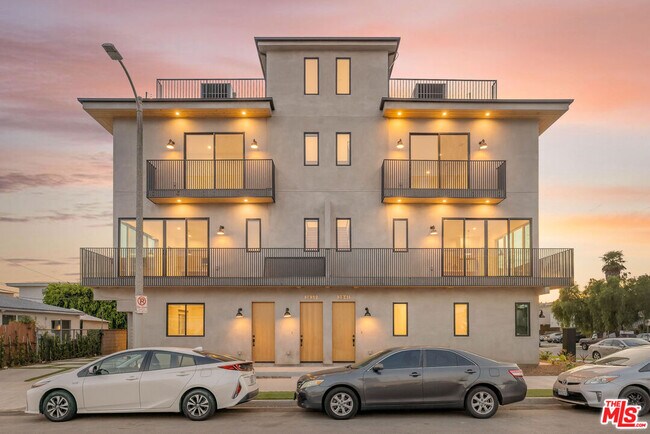 Building Photo - 3841 Wade St