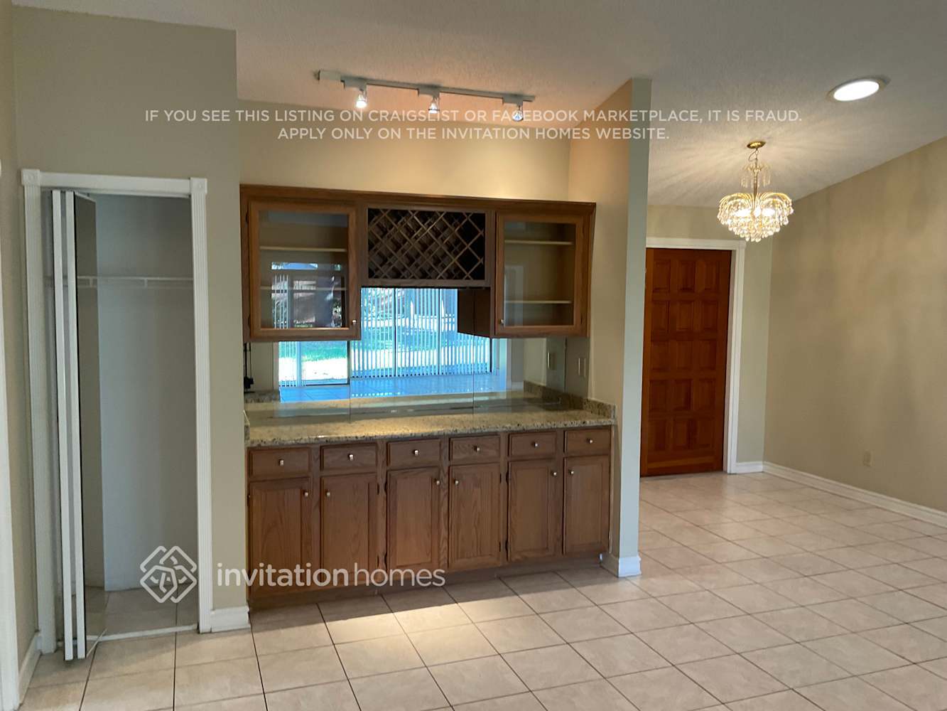 Building Photo - 2814 Luce Dr N