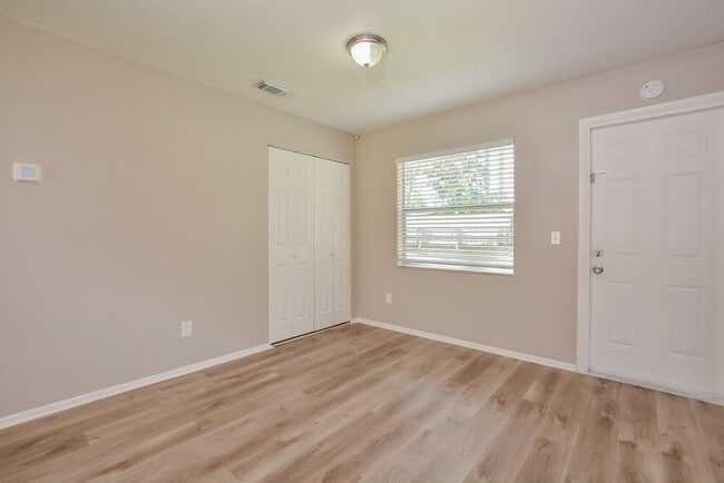 Building Photo - 670 Hibiscus Rd