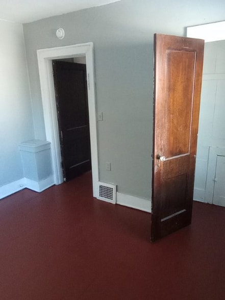 Building Photo - 2315 Liberty St